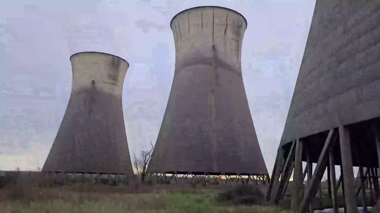 Exploring an Abandoned Power plant