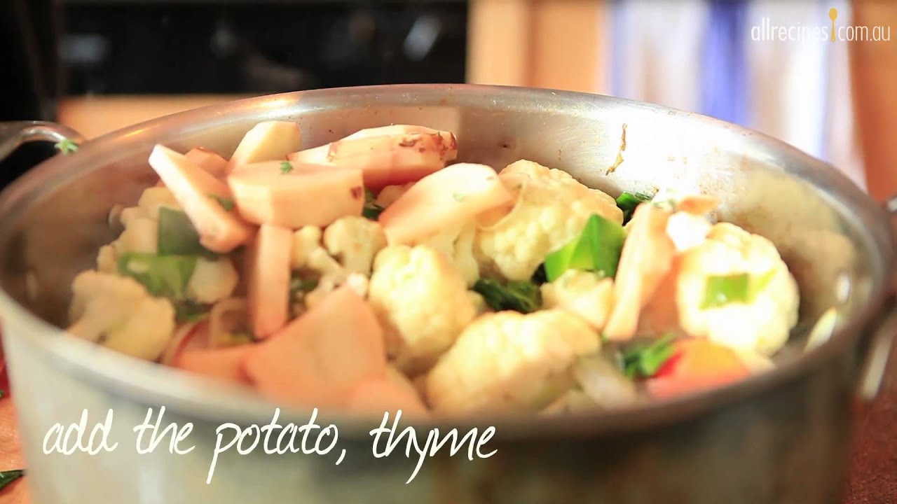 How to Make Winter Leek and Cauliflower Soup