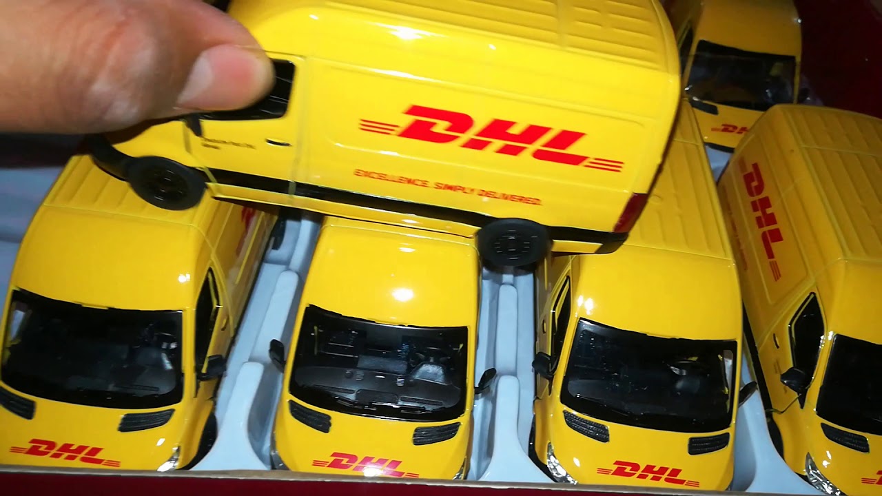 Mercedes Benz Sprinter DHL metal