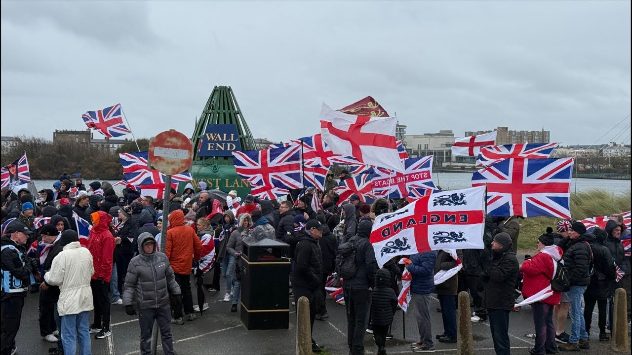 Протест в Саутпорте в прямом эфире