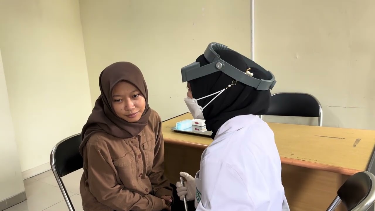 Video adems Pemeriksaan mata dasar || Nazwa Aulia Khusnul Khotimah_240010048