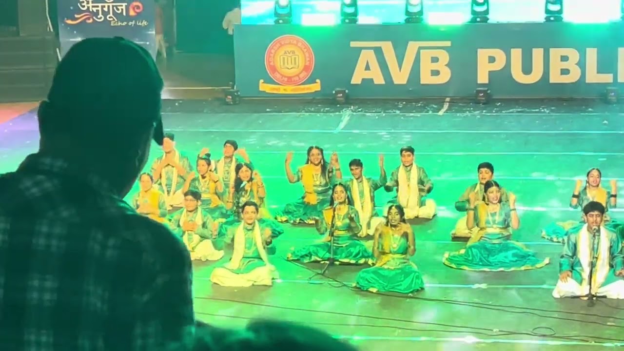 Annual function! Hridyansh started singing 🎵♥️