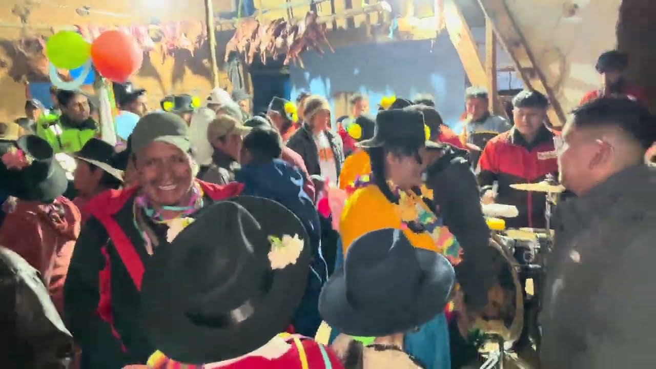 CARNAVAL HUARINO MAYORDOMO NELVA COTRINA SÁNCHEZ 2026 Orq hermanos Luján 