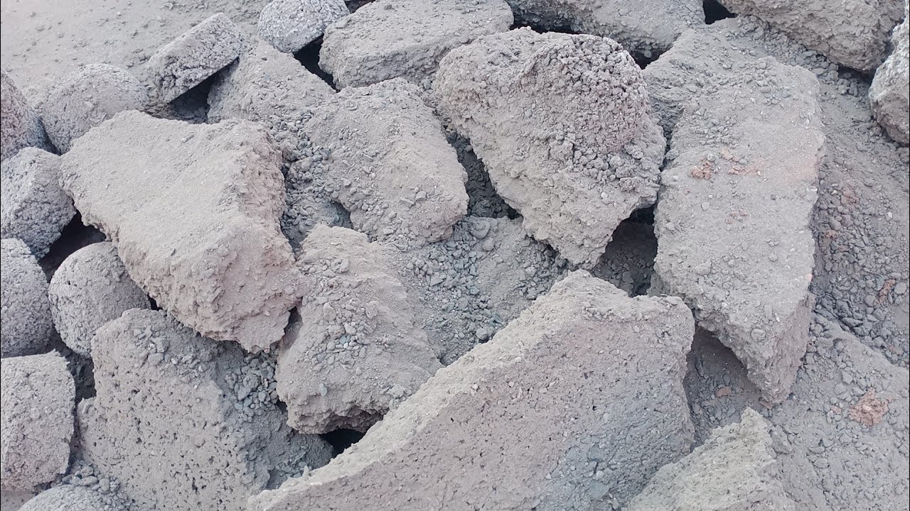 ASMR: Sand mix Grey Concrete Dry Crumbling Water Pouring on Shapes#asmr #relaxingsounds #crumbling