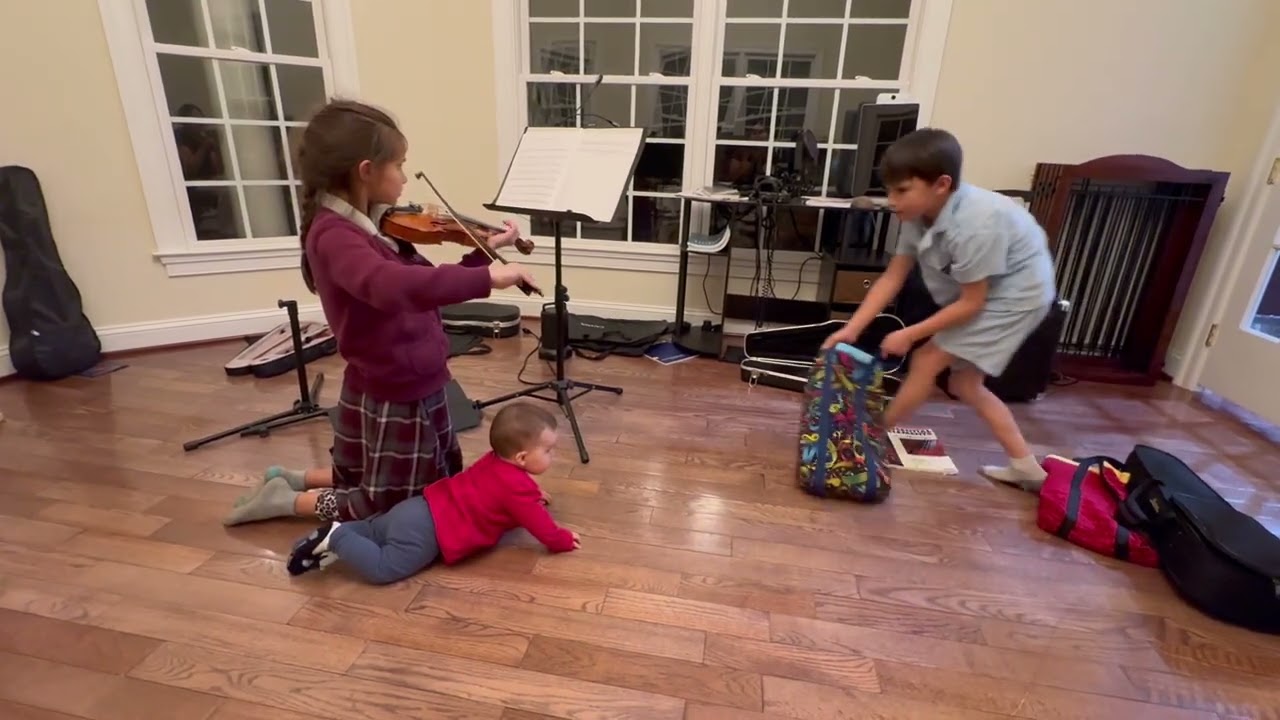 Kids using music to make their baby sister crawl!! #violin #kidsvideo #kids #music #piano 