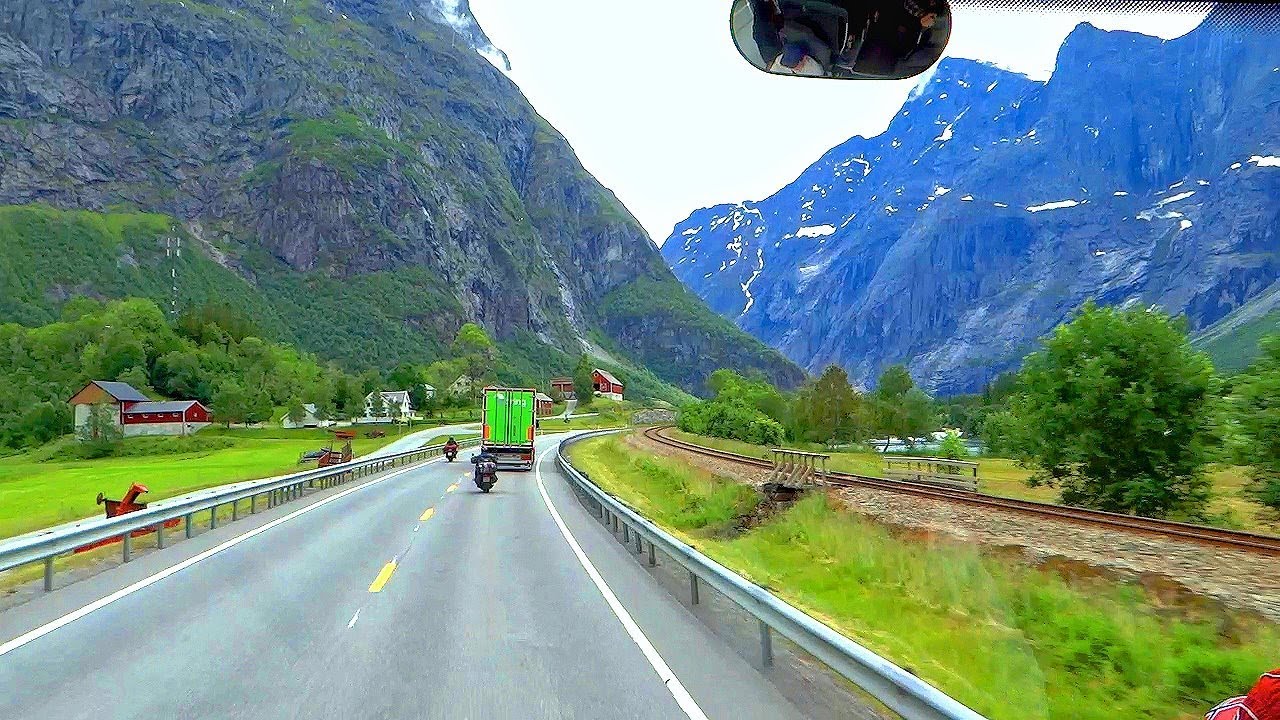 挪威離開63號景觀公路轉E136公路來到Trollveggen巨魔牆 To Troll Wall (Norway)
