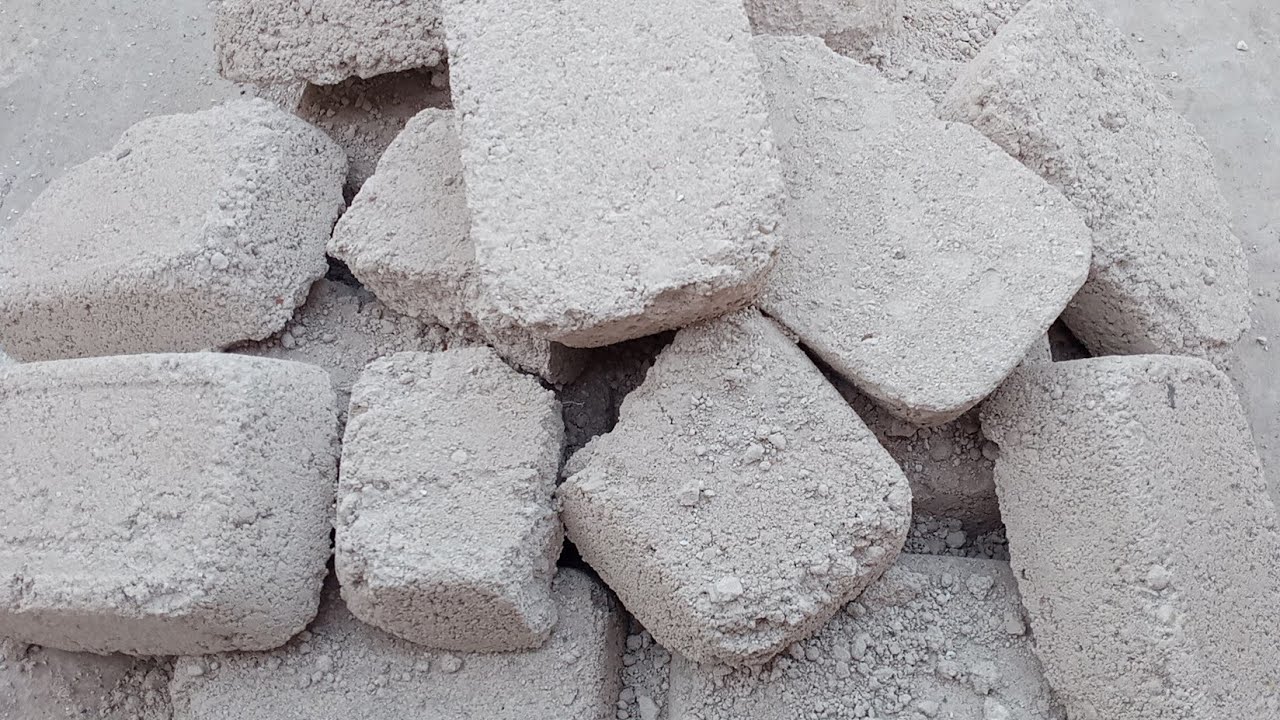 ASMR: Super Delicious 💗White Gritty Texture Dry Crumbling Paste Pouring#asmr #clay #dusty