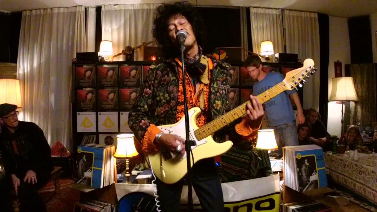 Livingroom Session with Asep Stone | Kasheme