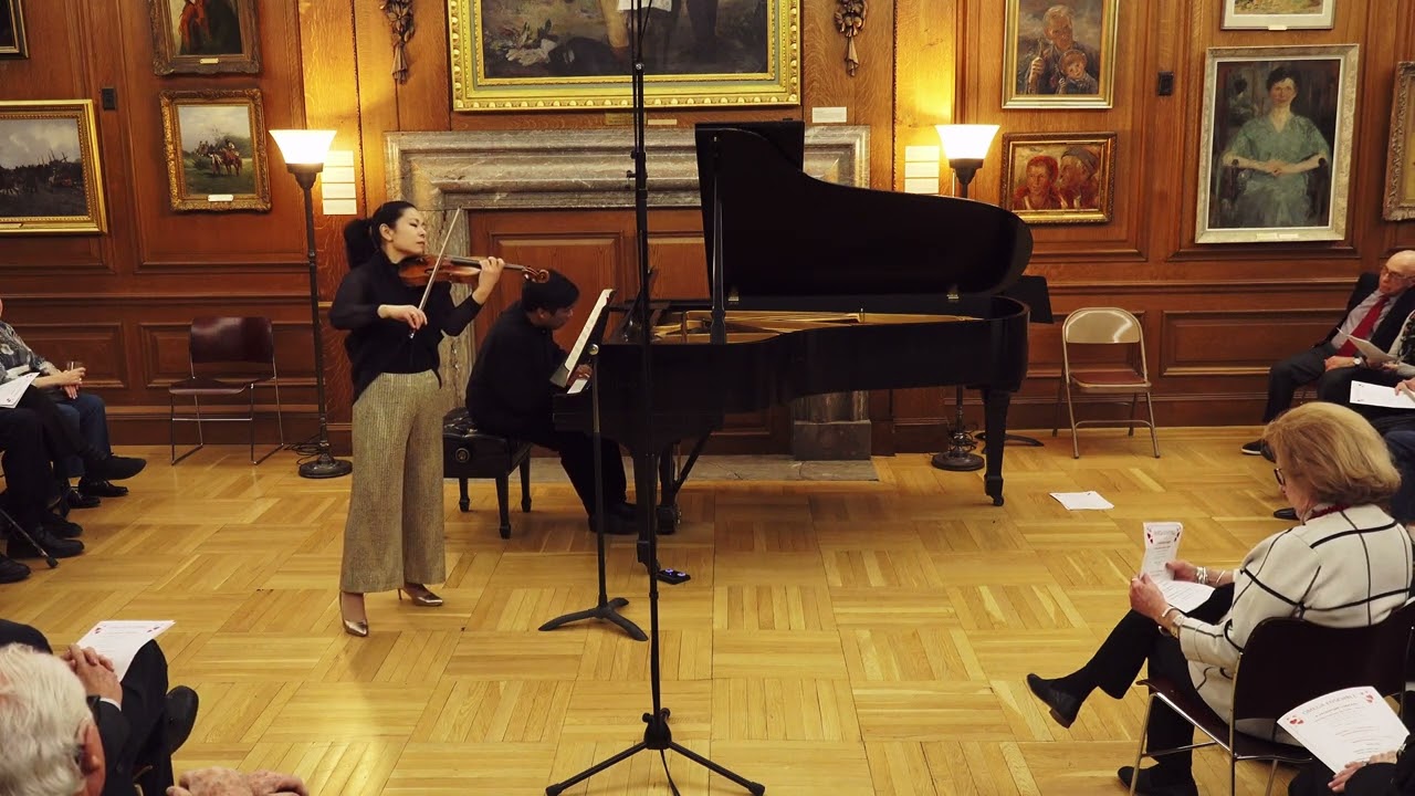 Ayano Ninomiya, violin - Fritz Kreisler -  Midnight Bells