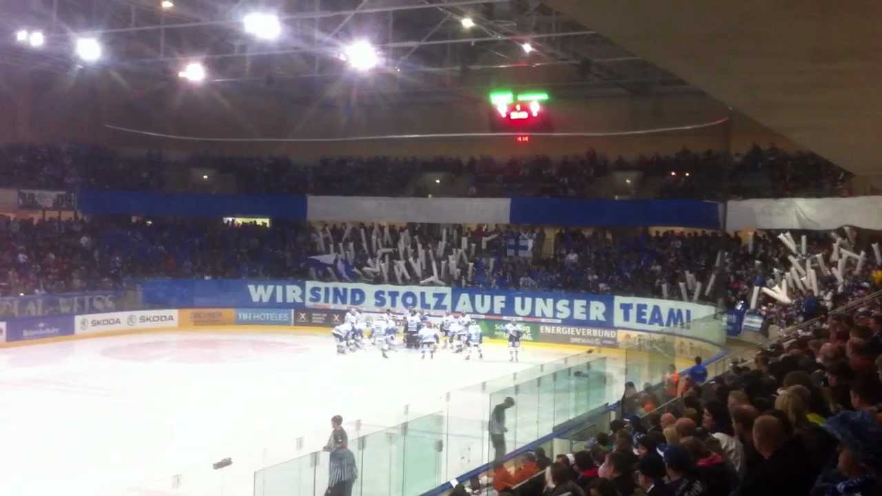 [09.04.2012] Dresdner Eislöwen - SC Riessersee Choreo