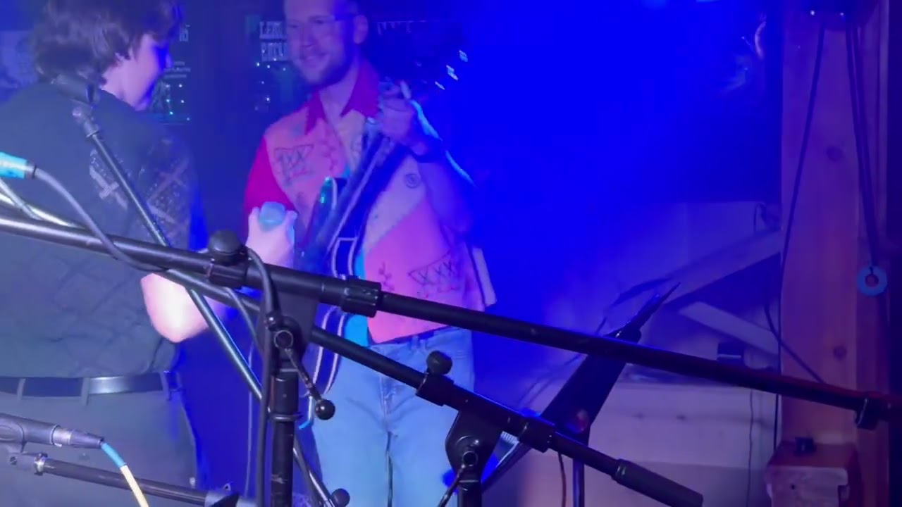 Beefcake Pantyhose - Ocean Avenue (Cover) (Live at The Pastime)
