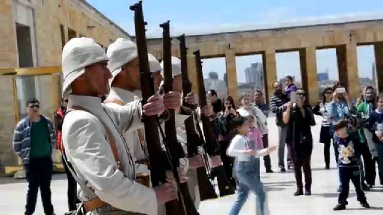 ANITKABİR Atatürk ve Çanakkale Şehitlerine Saygı Nöbeti - Nöbet Değişimi