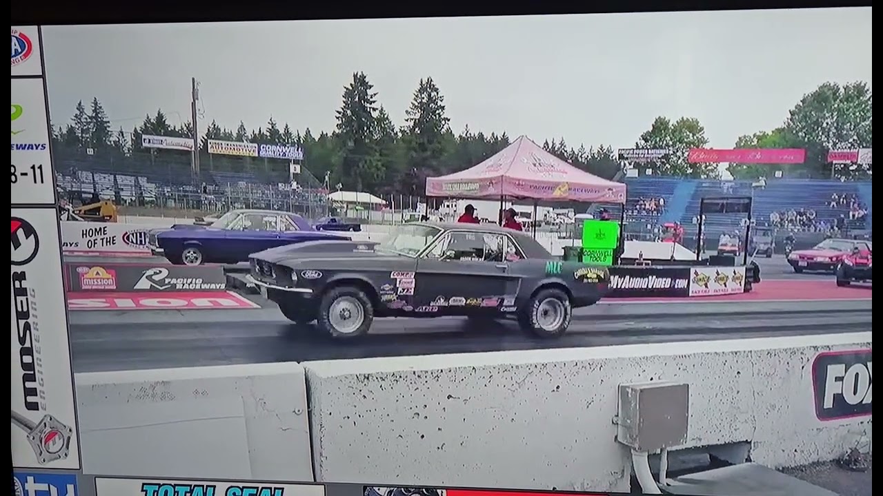Drag Racing Biscays ...husband and wife grudge match!