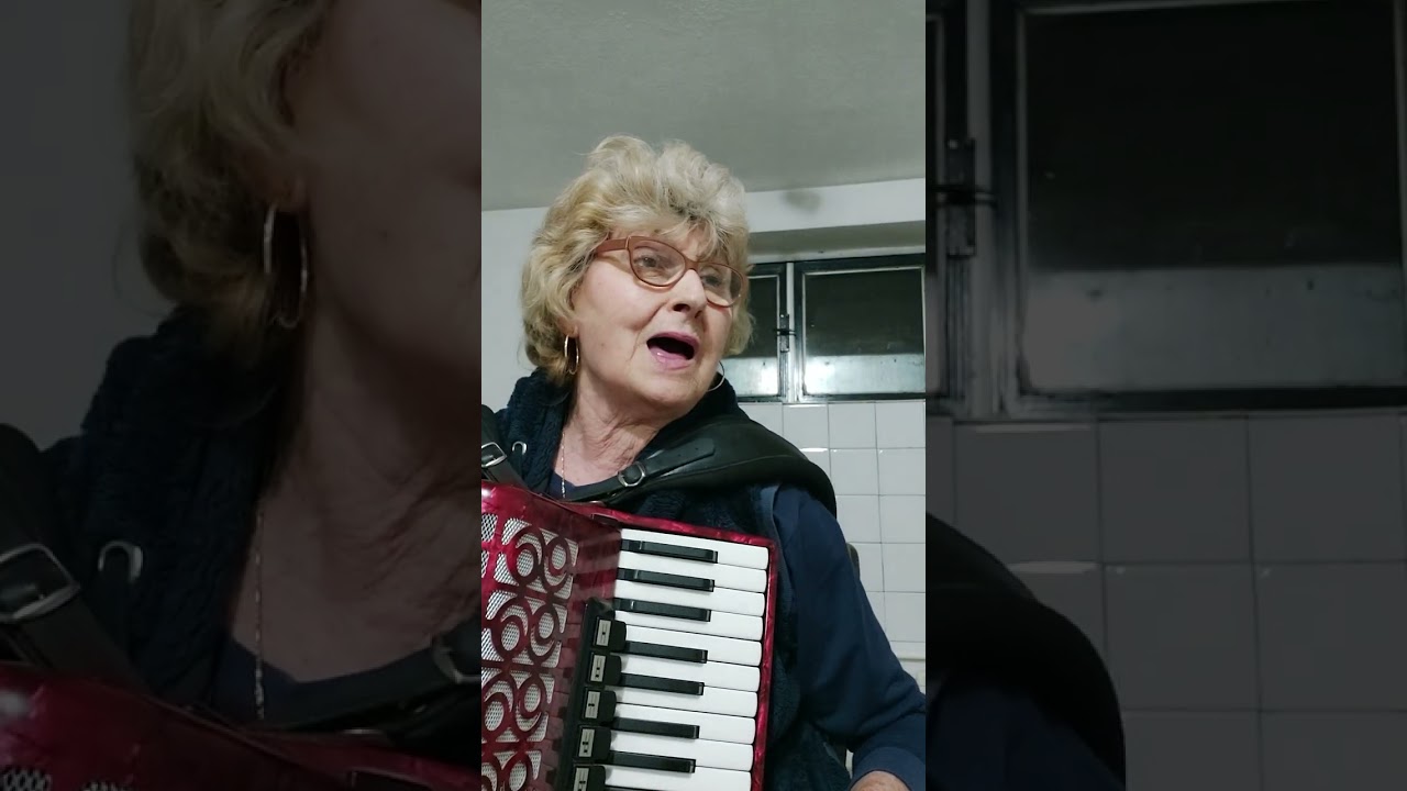 @Verica Milutinovic-Zapevala sojka ptica