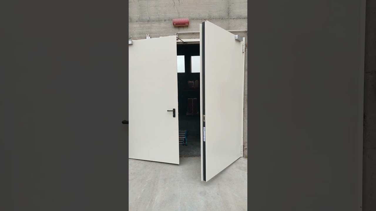 Installazione porta Rey Tagliafuoco
