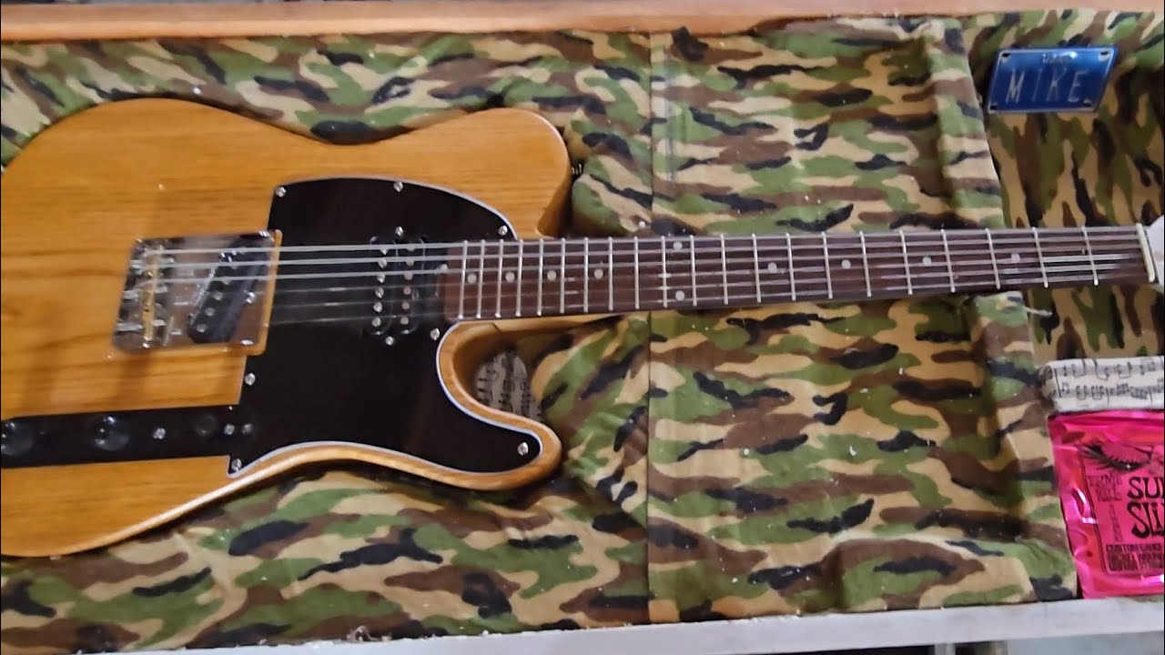 Ремонт гитар. Я делаю чехол для гитары Telecaster, которую я собрал для своего отца. Январь 2026 ...