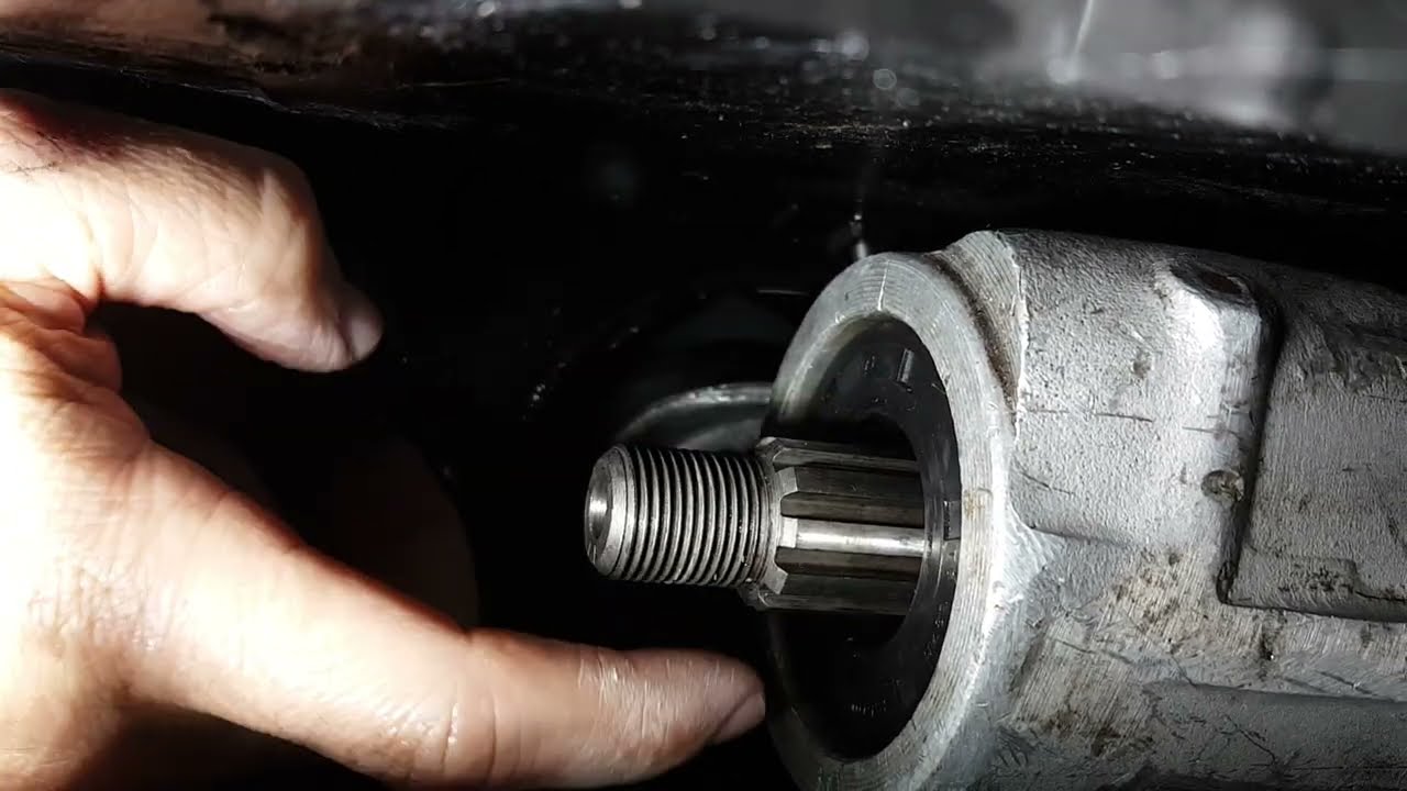 MGA/MGB gearbox rear seal leak, spline sealing