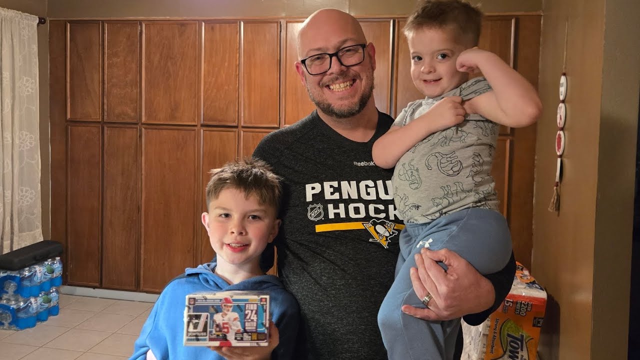 2025 Donruss Football Retail Display Box🏉🔥🏉Special Guest🏉🔥🏉