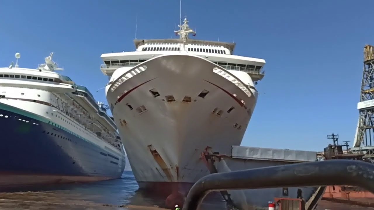 Carnival Fantasy is in Aliaga to be scrapped (Best Footage)