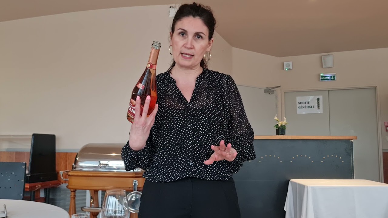 L'OUVERTURE ET LE SERVICE D'UN VIN EFFERVESCENT