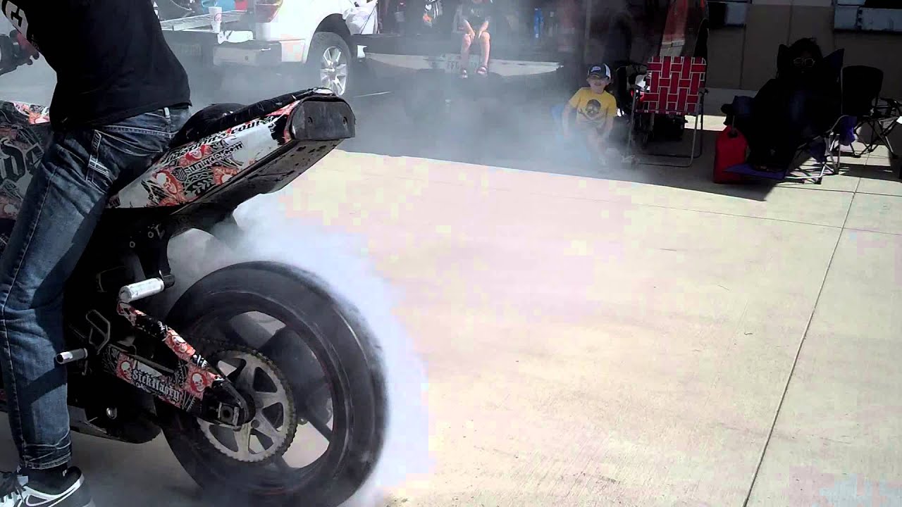 Burn em off @ 2015 NLB 420 Mega Lot Sesh  Fort Worth, Texas