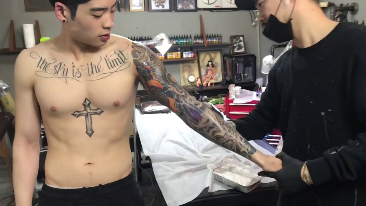 홍대타투 394 레이저 제거 후 재작업 이레즈미 긴팔문신 by. 윤하루