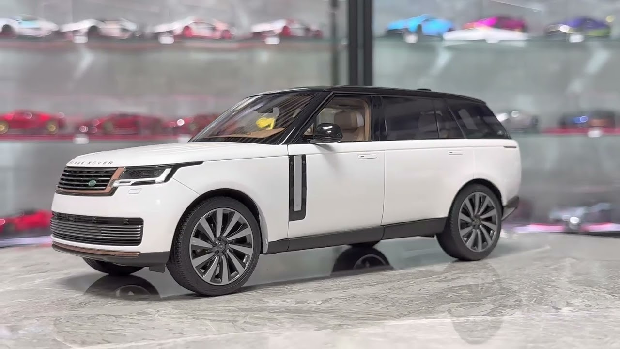Unboxing 1:18  Scale Model of 2022 Land Rover Range Rover SV Autobiography Long Wheelbase Edition