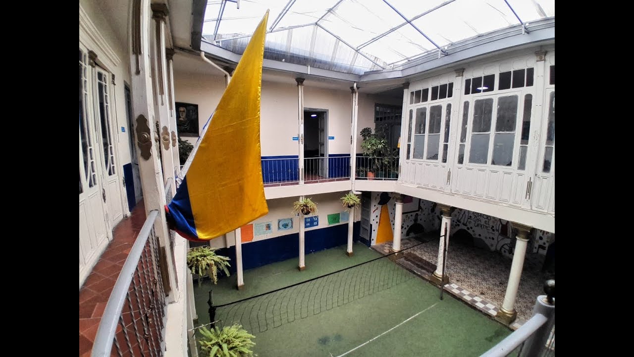 Se vende Casa Republicana en la Candelaria Centro Histórico Bogotá