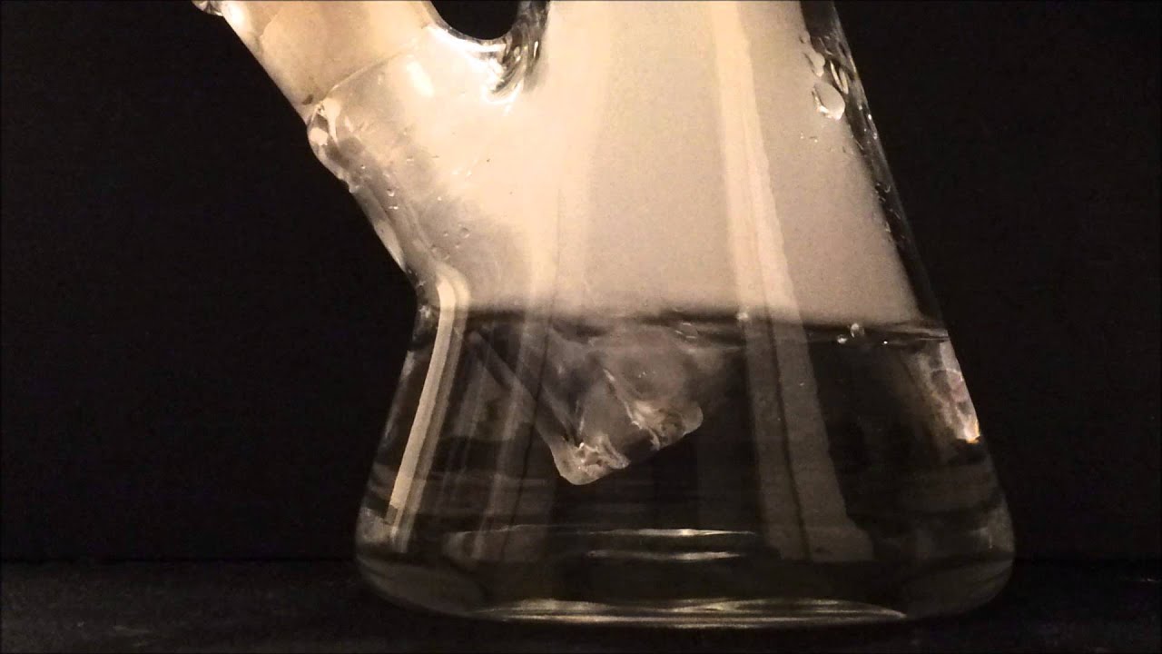 Soulshine Family Glass (SSFG) w/ Showerhead Downstem Close-up and Slow-mo! Vapor Milkshot!
