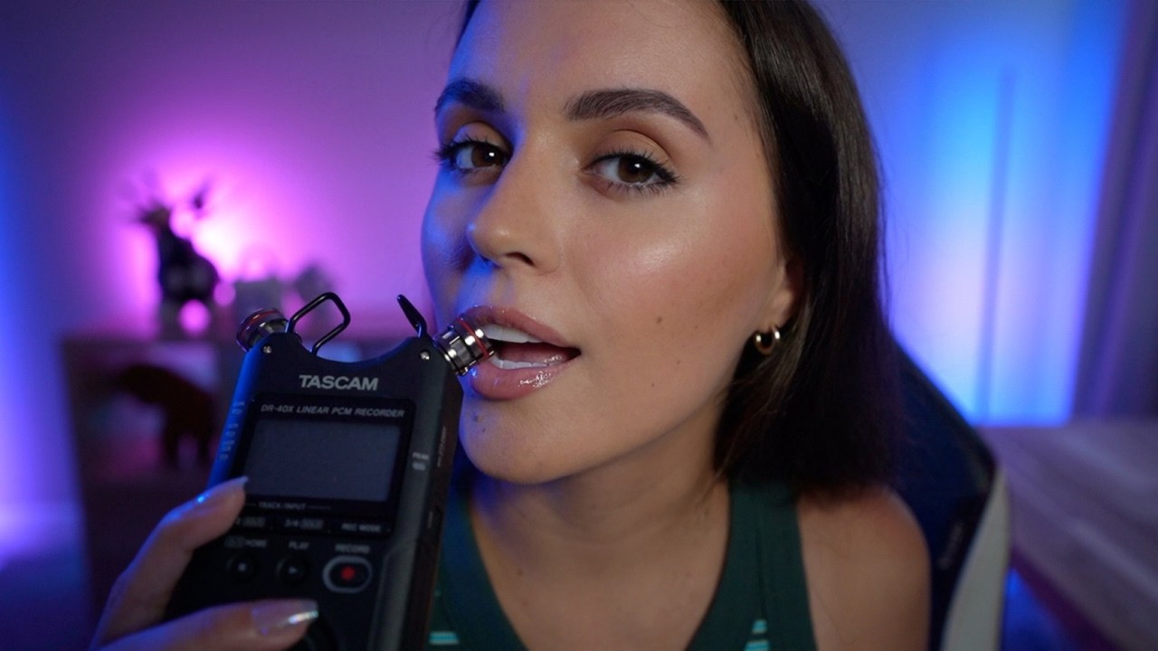 Intense breathy mouth sounds & kisses with the Tascam 💓 (ASMR)