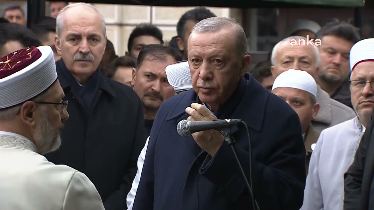Kartalkaya'daki yangında yaşamını yitiren Gültekin Ailesi, son yolculuğuna uğurlanıyor | Bolu