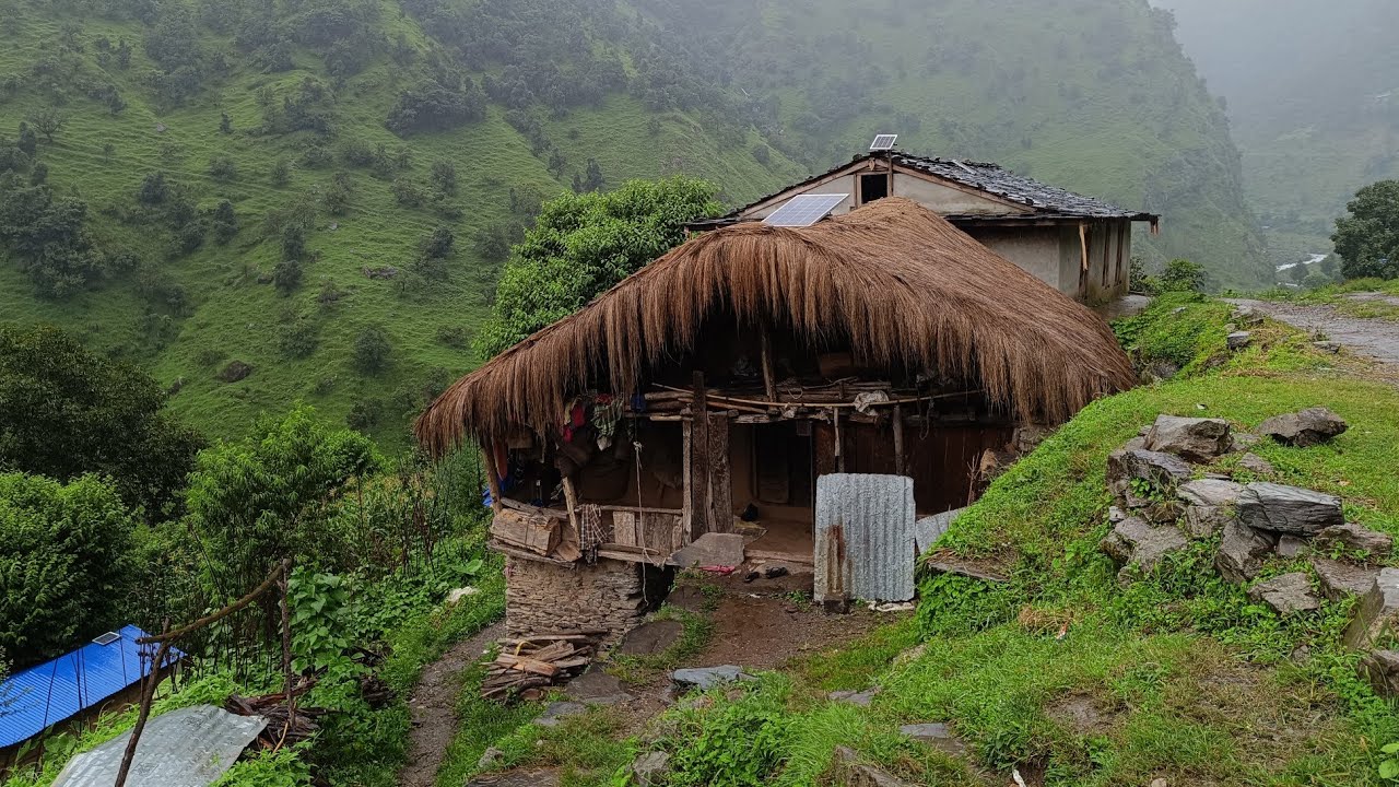 This IS Most Beautiful Himalayan Village Life During the Rain || Beautiful Nature With Rural Life ||