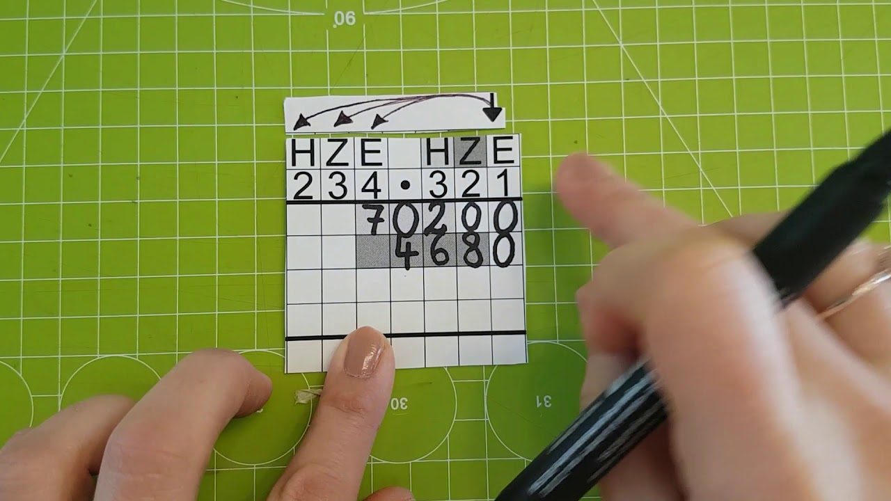 Schriftliche Multiplikation mit dreistelligen Zahlen