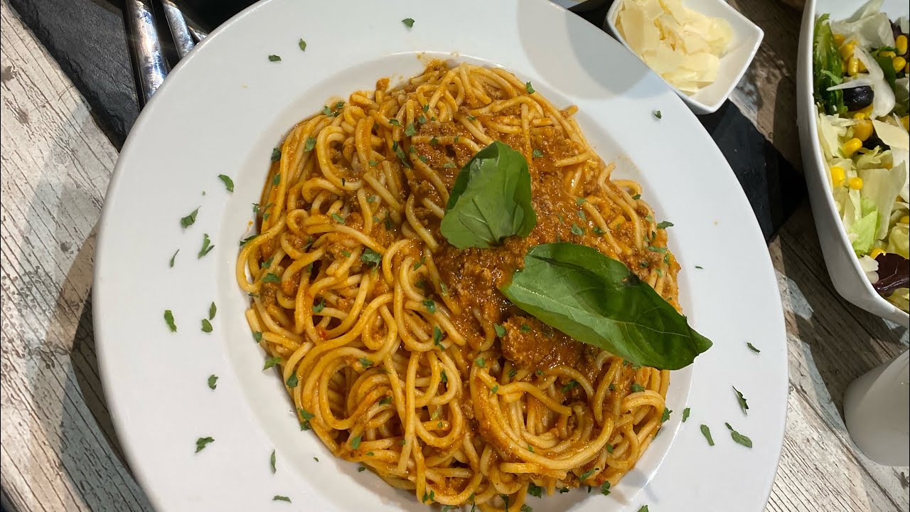 أروع واسهل طريقة لتحضير سباڤيتي صوص بولونيز معسل 😉👌spaghetti sauce bolognaise un delices