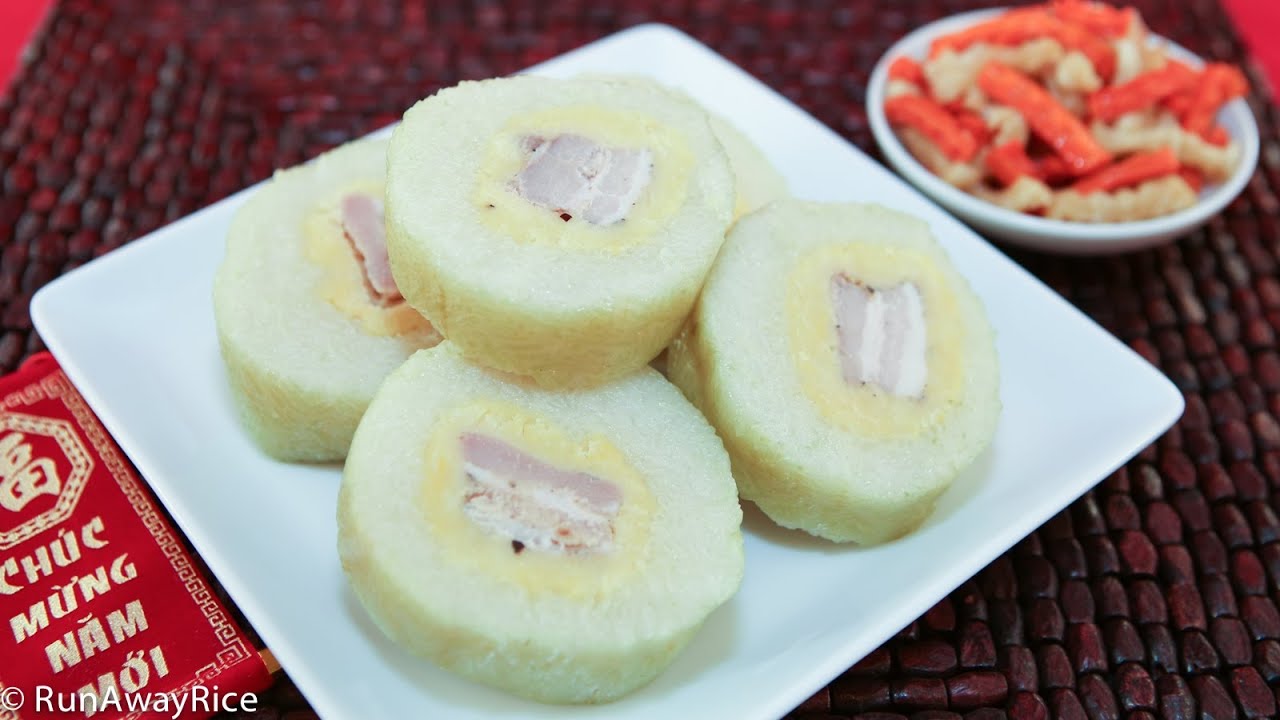 Part 2:  Sticky Rice and Mung Bean Cakes (Banh Tet) - Wrapping and Cooking the Cakes
