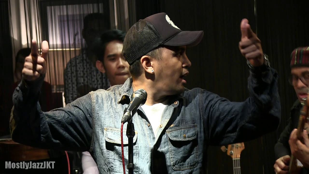 Glenn Fredly - Bento @ Mostly Jazz 29/06/2012 [HD]