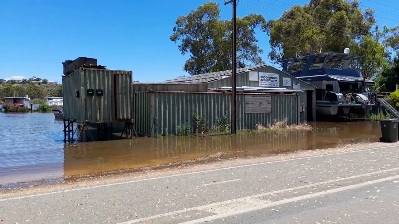 SOUTH AUSTRALIA FLOODS | MANNUM | MURRAY RIVER