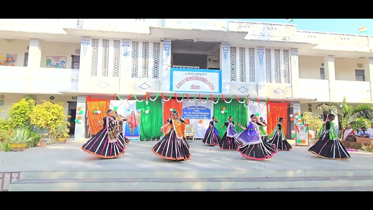 રંગ ભીની રાધા....સ્કુલ ડાન્સ 
