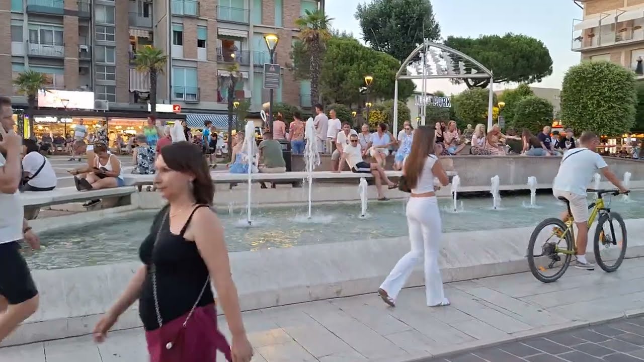 Bibione 🇮🇹 CITY CENTRUM WALKING TOUR 4K ITALIA URLAUB #italy 