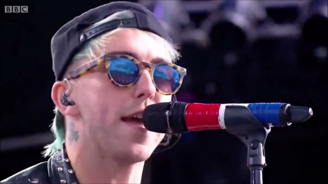 All Time Low Live at Reading Full 2015