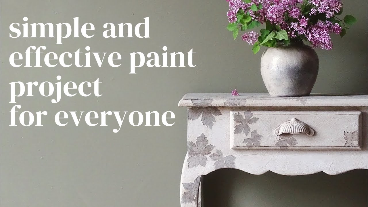 Easy chalk paint technique, ￼garden leaf impression.