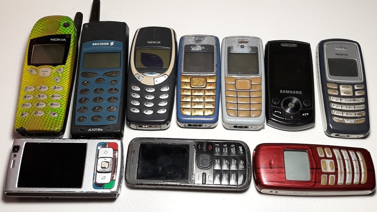 Телефоны по 10 гривен. Что можно купить за эту цену на аукционе Ericsson A1018s, Nokia N95