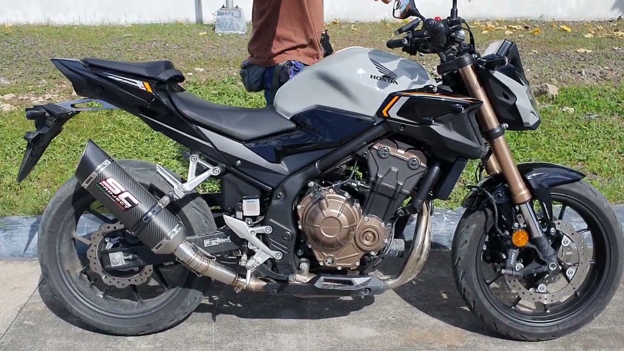 Honda CB500F with SC Project 470mm exhaust