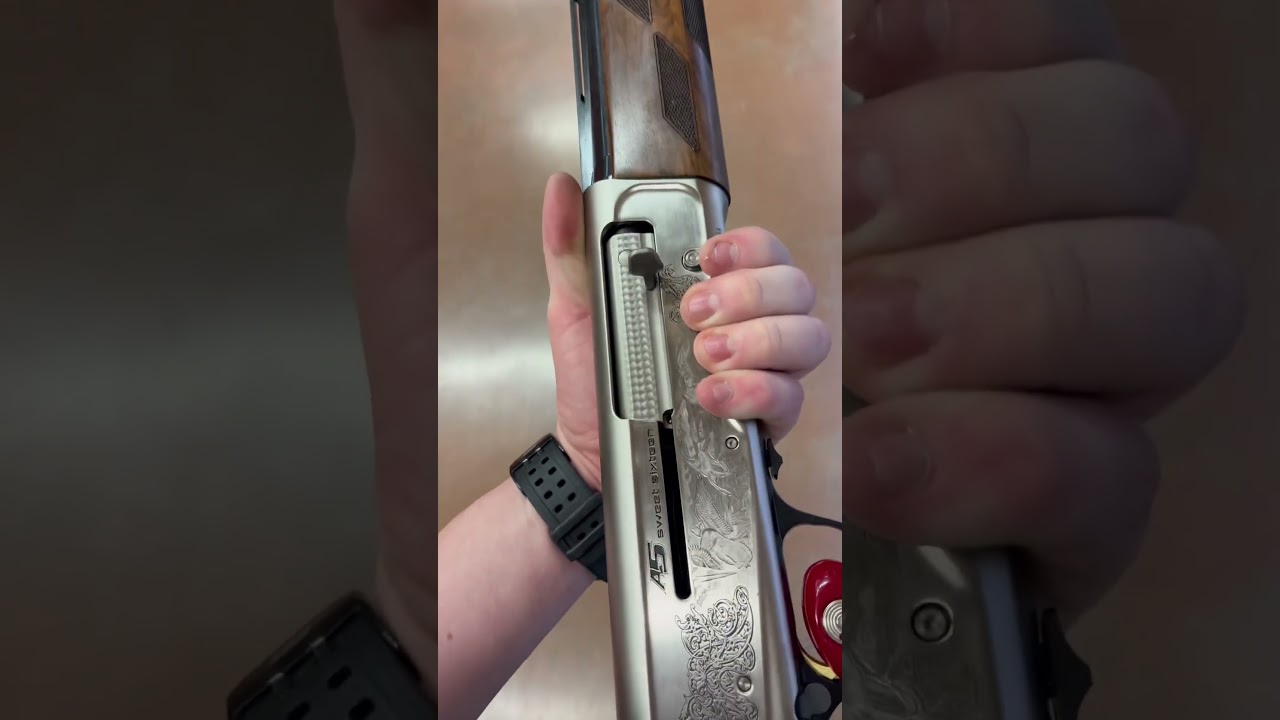 Sexy Browning A5 Shotgun!🇺🇸🤘🏻🦅🔥 #crazy #shortvideos #viral #shorts #short #video #subscribe