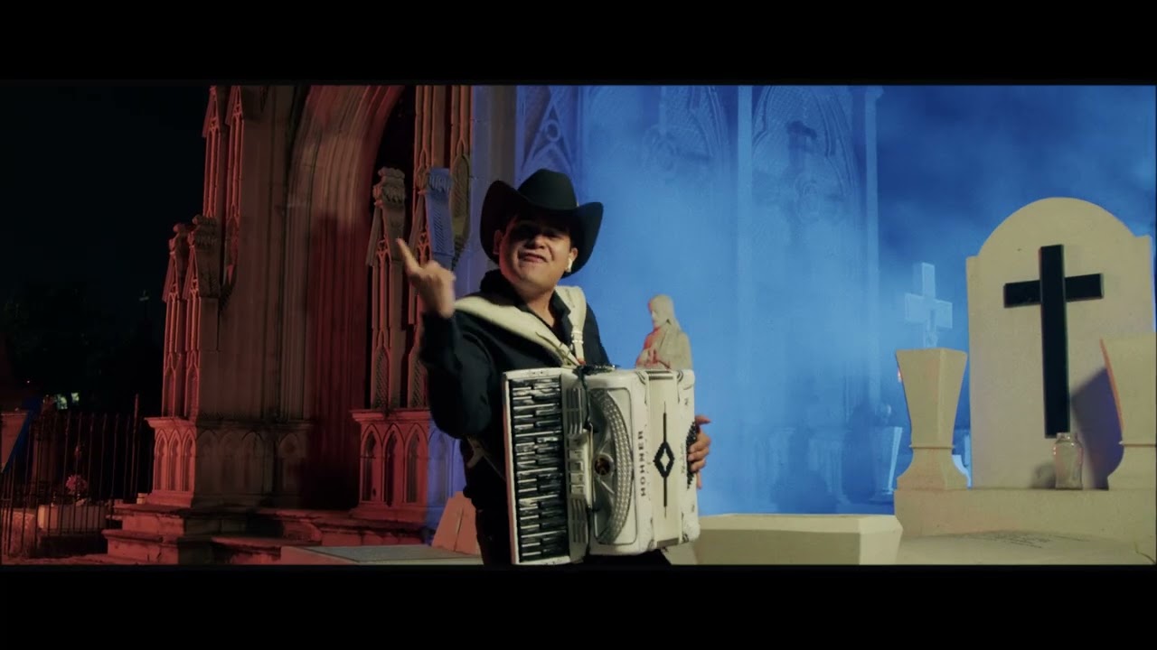 Chuy Lopez - La Fiesta De Los Muertos (Video Oficial)