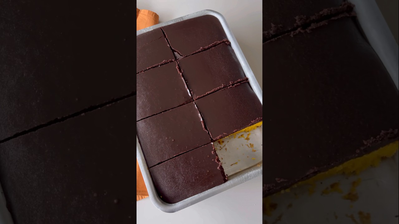 Voc&ecirc; j&aacute; fez bolo de cenoura dessa forma? / BOLO DE CENOURA COM COBERTURA CROCANTE