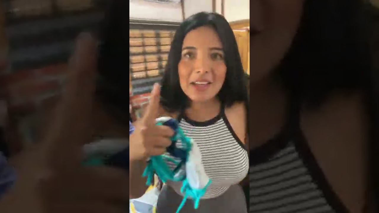 Ella me muestra su hilo con el la voy a llevar a la playa @operarius_