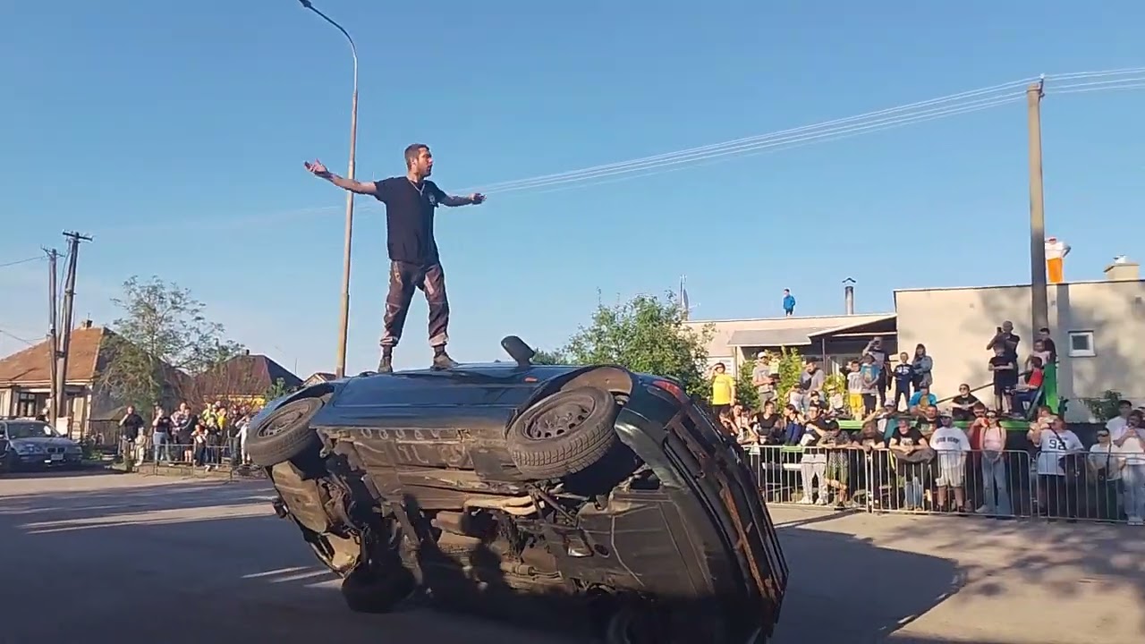 Monster truck show extrem cascader team