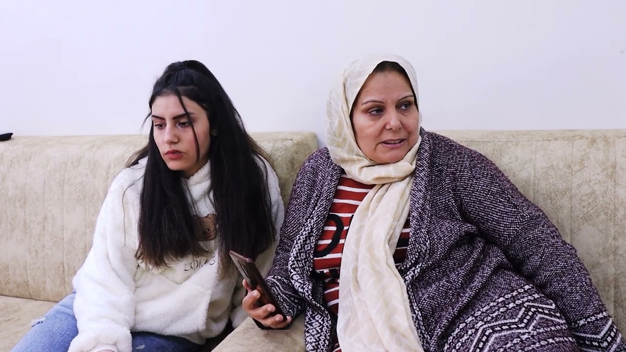 ظروف صعبه مع ام علي بالنسبه لاجازات العيد محتاره بين اولادها وجوزها وامها اكتبوا لنا بالتعليقات،😭
