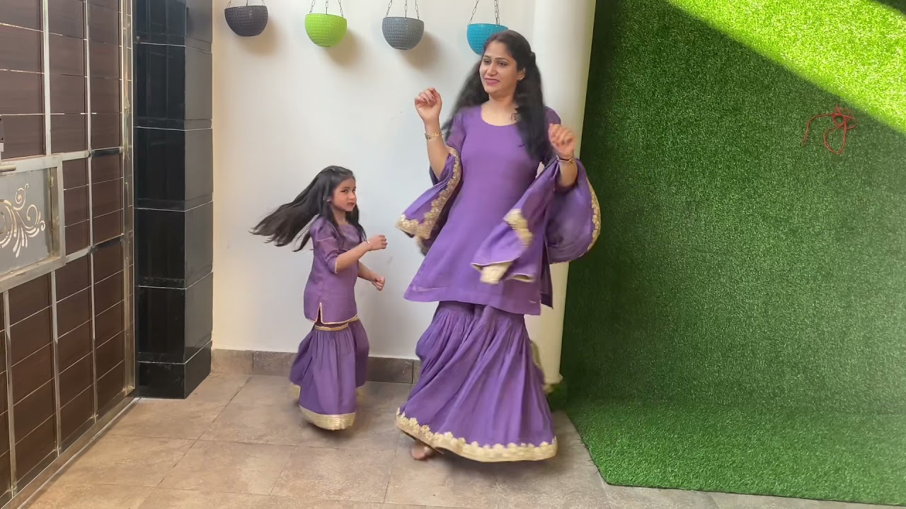 Teri meri gallan hogi mashhur❤️ by Aap ki Khushi ❤️ Cute Mother-Daughter duo 👩‍👧